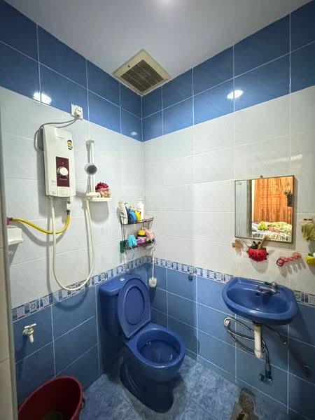 1-storey Terraced House for Sale in Taman Universiti (Skudai) - Sandra Gan - Bathroom - PropertyGuru.com.my
