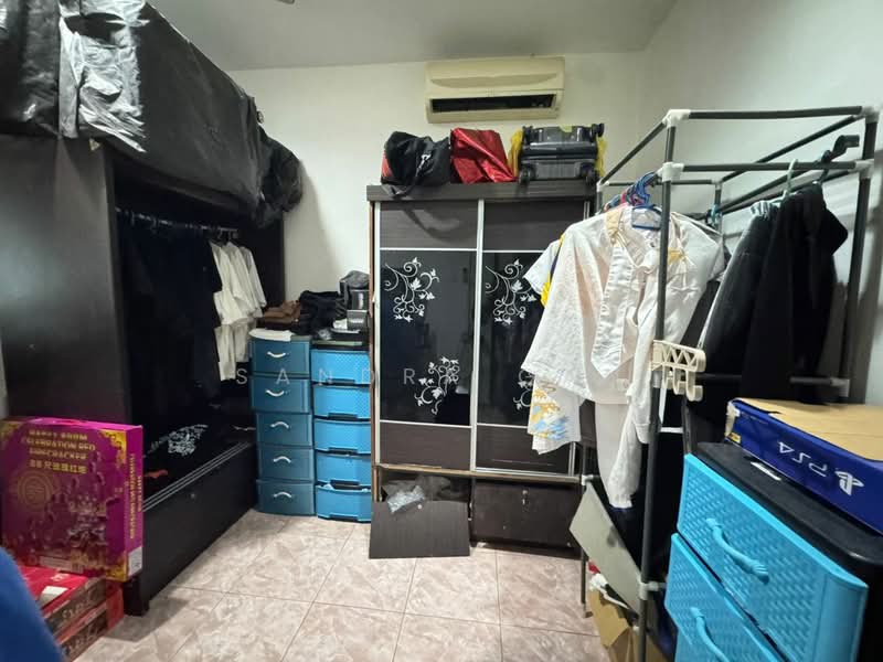 1-storey Terraced House for Sale in Taman Universiti (Skudai) - Sandra Gan - Bedroom - PropertyGuru.com.my