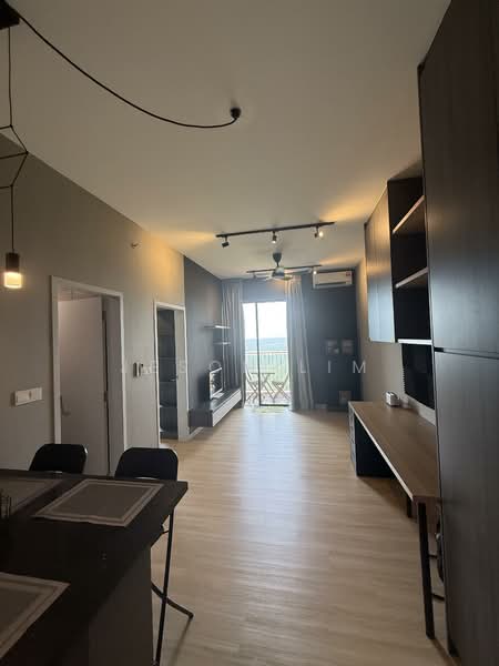 Servis Apartment untuk Dijual di The Amber Residence @ TwentyFive.7 - Jeson Lim - Living Room - PropertyGuru.com.my
