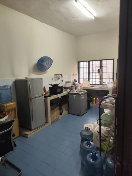 2-storey Terraced House for Sale in Klang (Selangor) - Elsa Tan - Kitchen - PropertyGuru.com.my