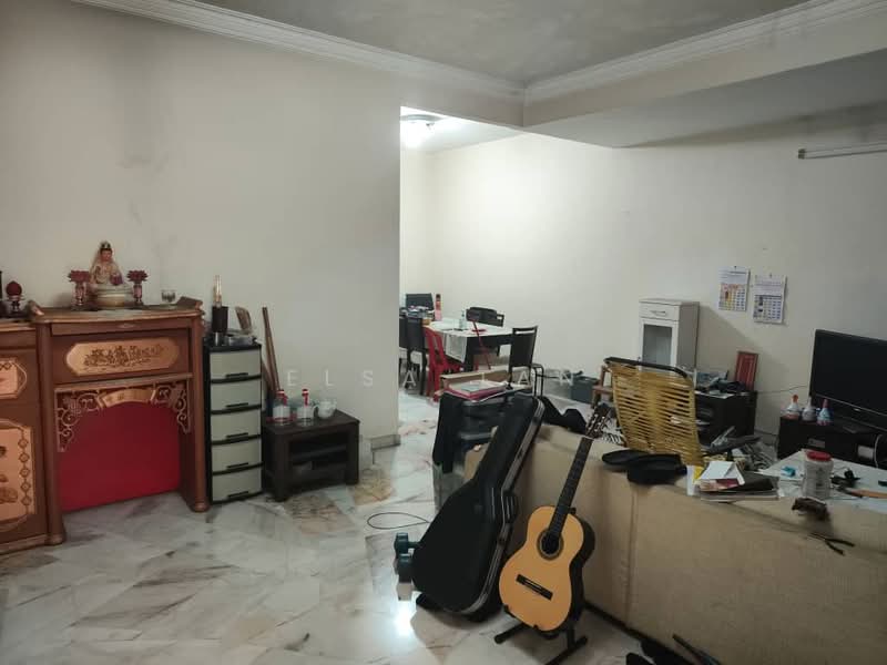2-storey Terraced House for Sale in Klang (Selangor) - Elsa Tan - Living Room - PropertyGuru.com.my