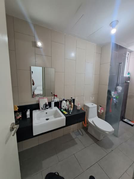 Condominium for Rent at Vina Residency (Vina Versatile Homes) - Remy Lim - Bathroom - PropertyGuru.com.my