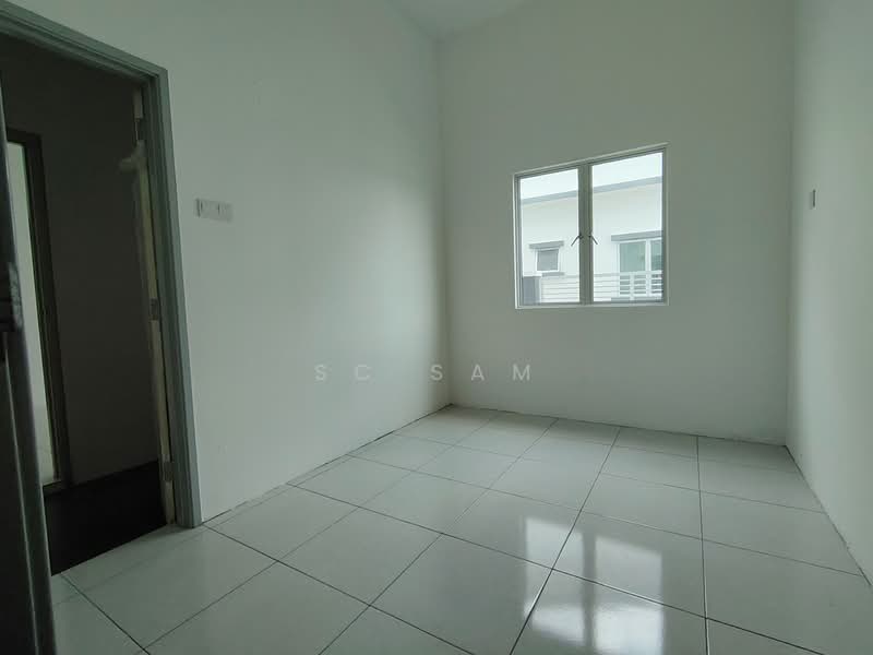 Semi-Detached House for Sale in Pekan Kapar (Kapar) - SC Sam - Interior - PropertyGuru.com.my