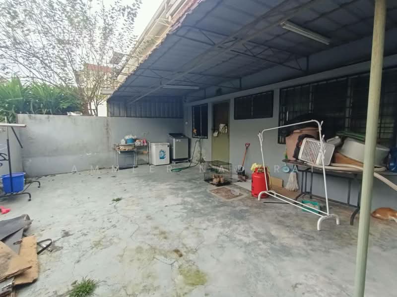 Rumah Teres 2 Tingkat untuk Dijual di Taman Lestari Putra (Seri Kembangan) - Ammeer Nadzrai - Exterior - PropertyGuru.com.my