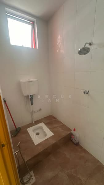 Shop for Rent in Seksyen 7 (Shah Alam) - Marcus Tan - Bathroom - PropertyGuru.com.my