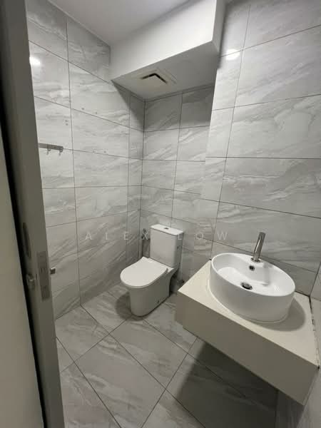 Servis Apartment untuk Dijual di Arte Cheras - Alex Low - Bathroom - PropertyGuru.com.my