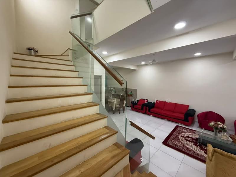 3-storey Terraced House for Sale in D'Island (Puchong) - Ang Ah Meng - Living Room - PropertyGuru.com.my