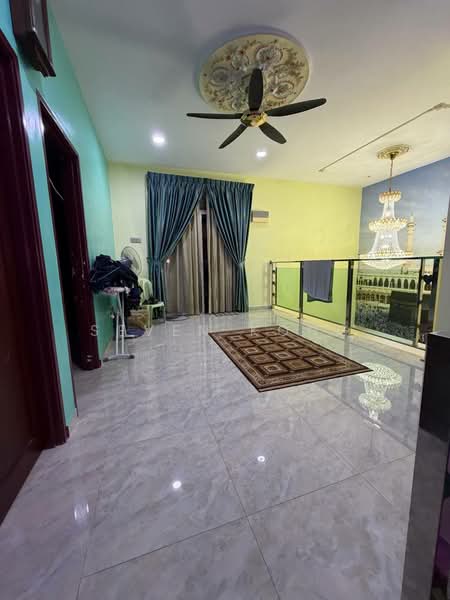 2-storey Terraced House for Sale in Bandar Uda Utama (Johor Bahru) - Seven Kong - Living Room - PropertyGuru.com.my