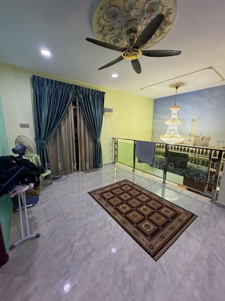 2-storey Terraced House for Sale in Bandar Uda Utama (Johor Bahru) - Seven Kong - Interior - PropertyGuru.com.my
