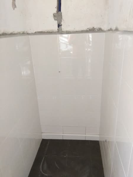 Apartment for Sale at Taman Sahabat - C.H. Lee - Bathroom - PropertyGuru.com.my