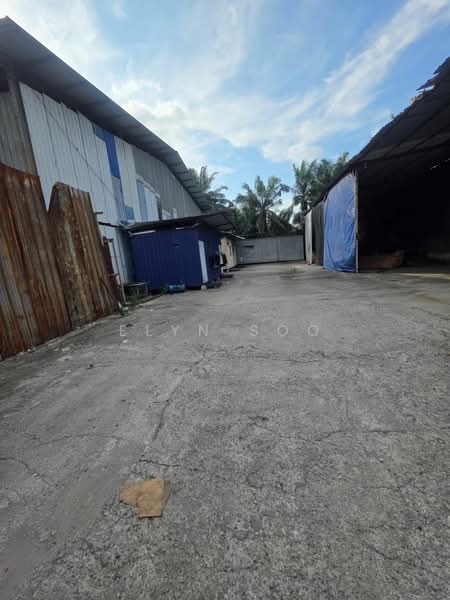 Warehouse for Rent in Kampung Perepat (Kapar) - Elyn Soo - Exterior - PropertyGuru.com.my
