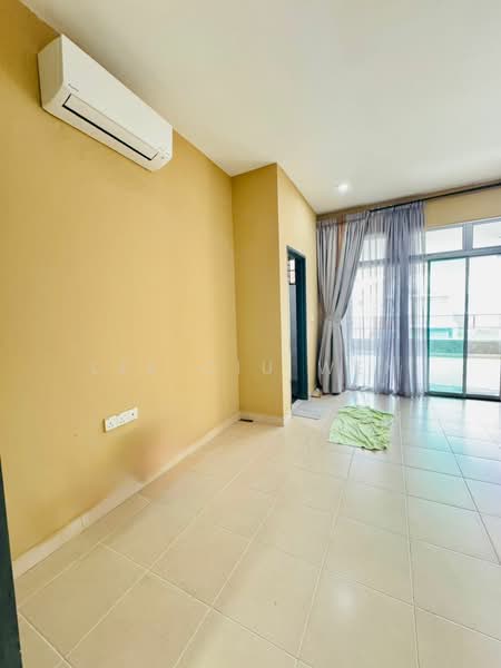 2-storey Terraced House for Sale in Taman Nusa Idaman (Iskandar Puteri (Nusajaya)) - Lee Qiu Wen - Living Room - PropertyGuru.com.my