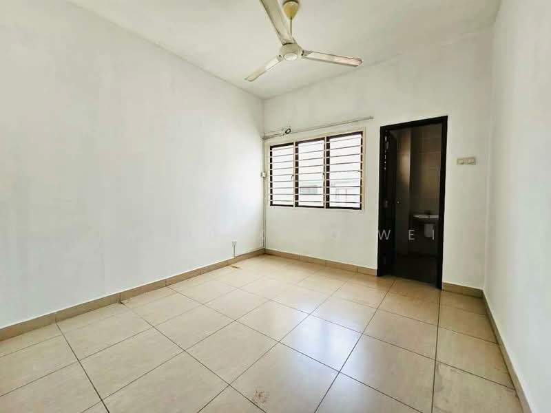 Terraced House for Sale in Rawang (Selangor) - Kwong Xiao Wei - Interior - PropertyGuru.com.my