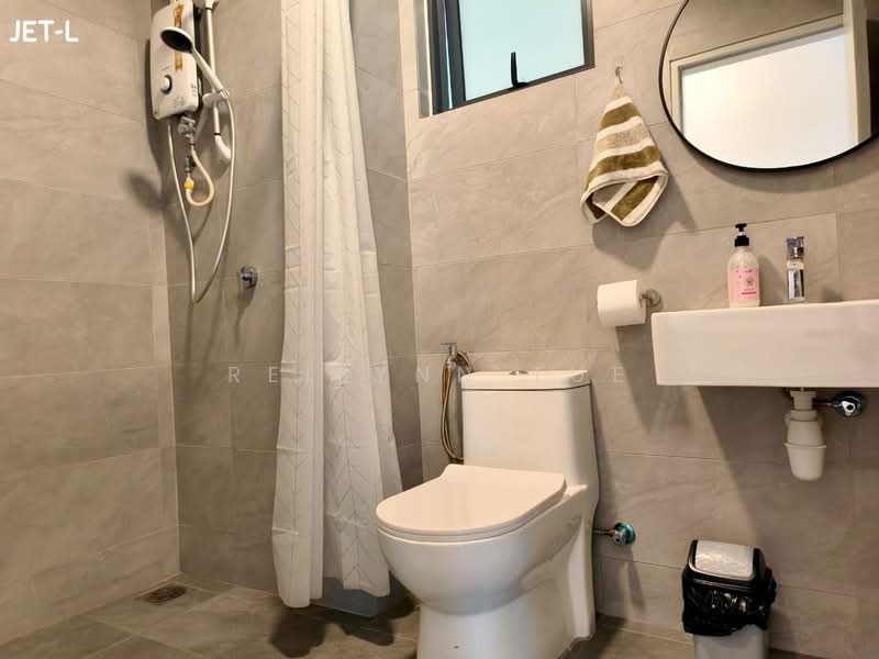 Service Residence for Sale at SUNSURIA FORUM SERVICED APARTMENT - Reilynn Tue - PropertyGuru.com.my