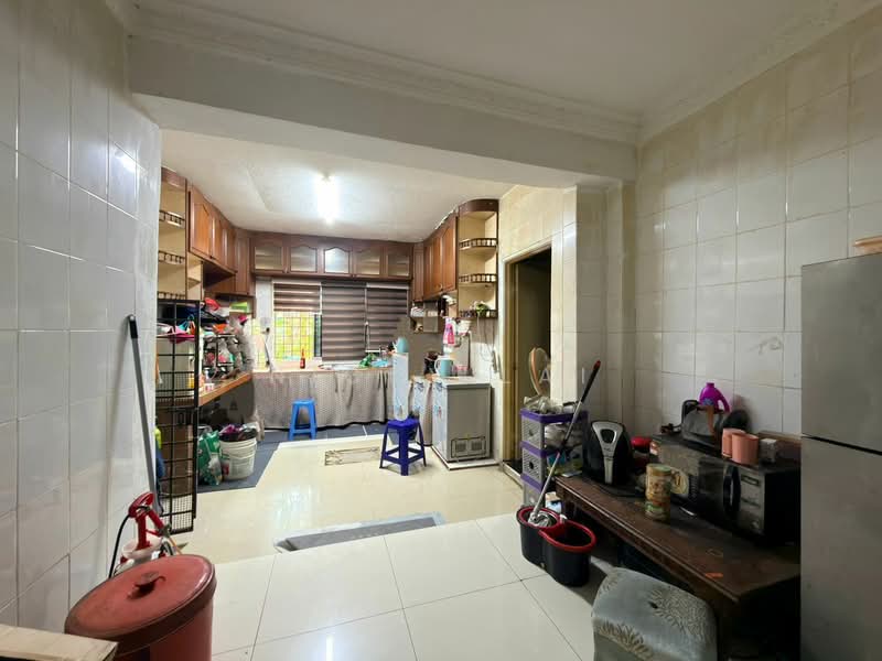 2-storey Terraced House for Sale in Taman Puchong Perdana (Puchong) - Nicky Lai - Kitchen - PropertyGuru.com.my