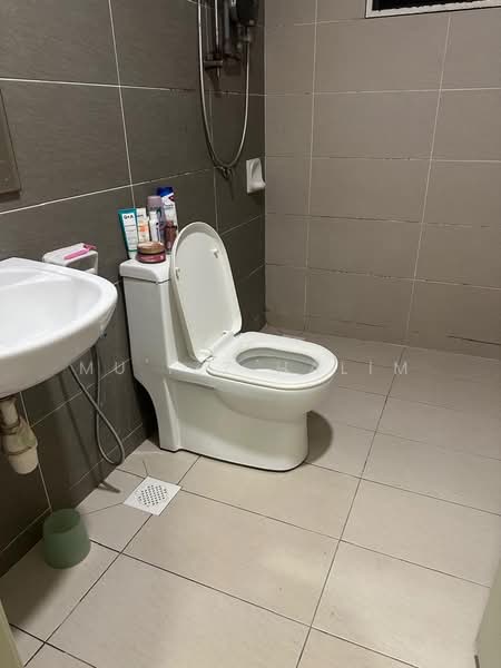 Condominium for Rent at Skyvilla @ D'Island - Mu'izz Halim - Bathroom - PropertyGuru.com.my
