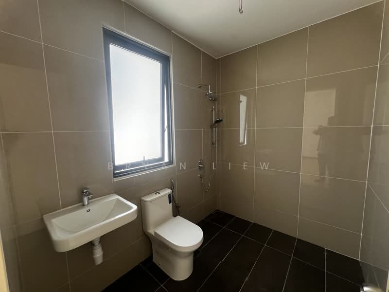 Rumah Teres untuk Dijual di Damansara Perdana (Selangor) - Bryan Liew - Bathroom - PropertyGuru.com.my
