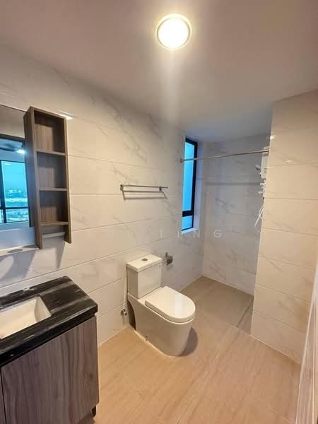 Service Residence for Sale at Country Garden Central Park - Shi Ting - Bathroom - PropertyGuru.com.my