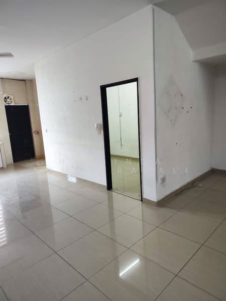3-storey Terraced House for Sale in Bangi (Selangor) - Haslinda Ahmad Razali - Interior - PropertyGuru.com.my