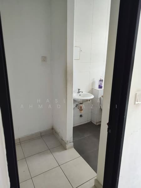 3-storey Terraced House for Sale in Bangi (Selangor) - Haslinda Ahmad Razali - PropertyGuru.com.my