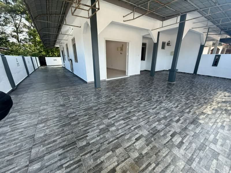 Rumah Berkembar untuk Dijual di Taman Megah Ria (Masai) - Vanessa Lim - Exterior - PropertyGuru.com.my