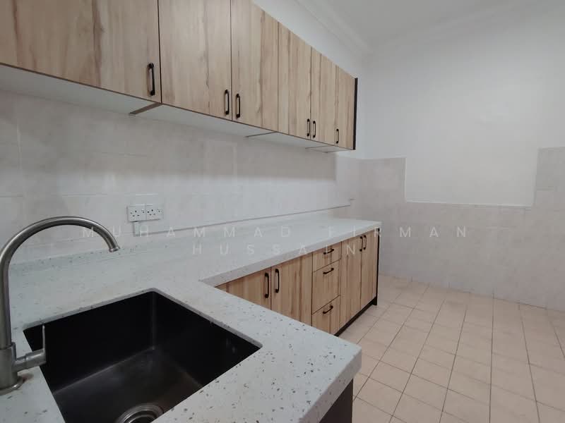 2-storey Terraced House for Sale in Bukit Rimau (Shah Alam) - Muhammad Firman Hussain - Kitchen - PropertyGuru.com.my