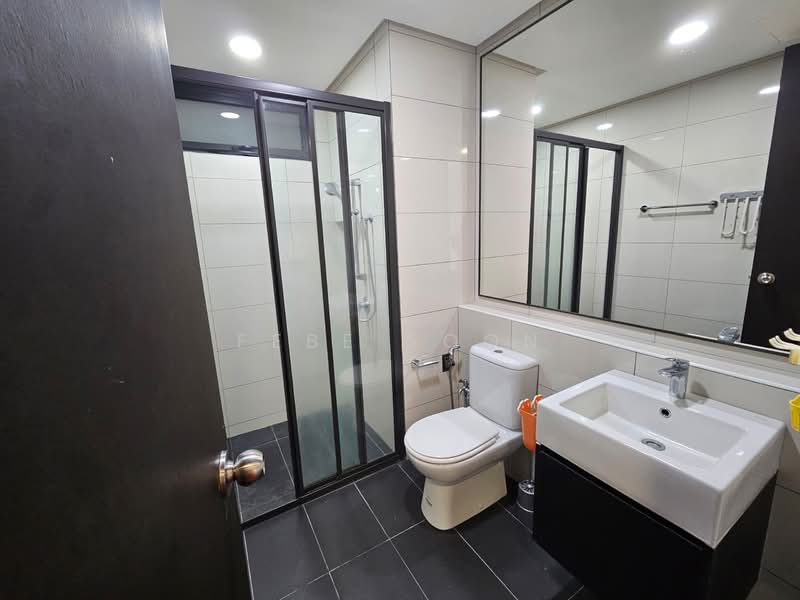 Service Residence for Sale at The Tamarind - Febe Soon - Bathroom - PropertyGuru.com.my
