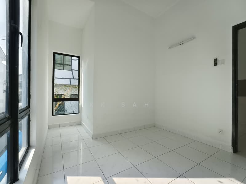 2-storey Terraced House for Sale in Taman Pelangi Semenyih 2 (Semenyih) - KK Sah - Interior - PropertyGuru.com.my