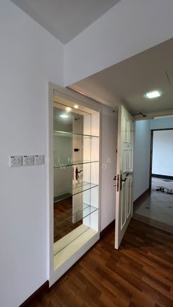 Condominium for Sale at Astana - Hin Wai Wong - Entrance - PropertyGuru.com.my