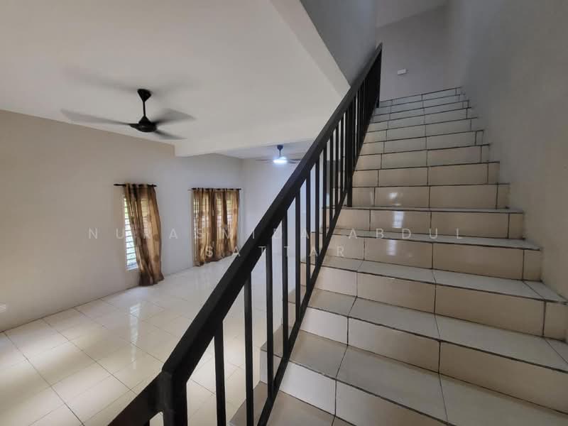 Rumah Teres 2 Tingkat untuk Dijual di Taman Gadong Jaya (Labu) - Nurasmida Abdul Sattar - Interior - PropertyGuru.com.my