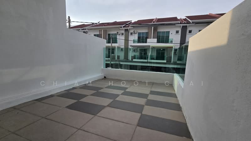 Rumah Teres 3 Tingkat untuk Dijual di Butterworth (Penang) - Chiam Hooi Chai - Balcony - PropertyGuru.com.my