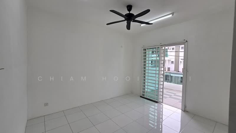 Rumah Teres 3 Tingkat untuk Dijual di Butterworth (Penang) - Chiam Hooi Chai - Balcony - PropertyGuru.com.my