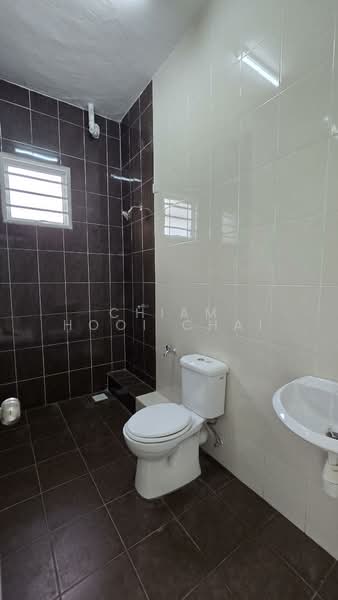 Rumah Teres 3 Tingkat untuk Dijual di Butterworth (Penang) - Chiam Hooi Chai - Bathroom - PropertyGuru.com.my
