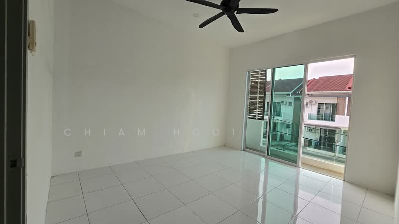 Rumah Teres 3 Tingkat untuk Dijual di Butterworth (Penang) - Chiam Hooi Chai - Balcony - PropertyGuru.com.my