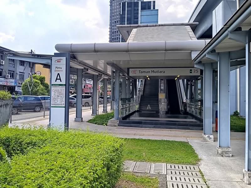 Rumah Berkembar untuk Dijual di Taman Segar (Cheras) - Nick Yap - Entrance - PropertyGuru.com.my