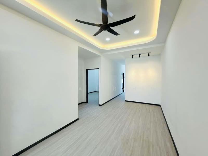 1-storey Terraced House for Sale in Taman Senawang Indah (Senawang) - Hawa Ibrahim - Interior - PropertyGuru.com.my
