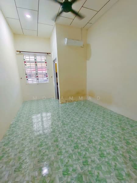 Semi-Detached House for Sale in Kampung Alor Tempoyak (Sura) - Mohammad Azizi - Interior - PropertyGuru.com.my