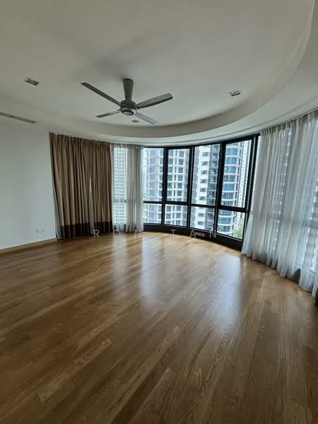 Kondominium untuk Dijual di 11 Mont Kiara @ MK11 - Ron Tan - Living Room - PropertyGuru.com.my