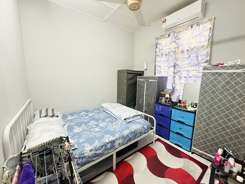 Rumah Teres 1 Tingkat untuk Dijual di Putrajaya (Putrajaya) - Tengku June Tengku Mamat - Bedroom - PropertyGuru.com.my
