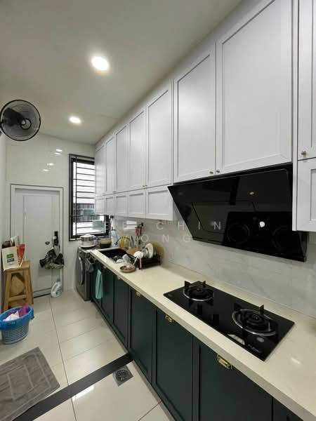 Rumah Teres 2 Tingkat untuk Dijual di Setia Tropika (Johor Bahru) - Lee Chin Wong - Kitchen - PropertyGuru.com.my