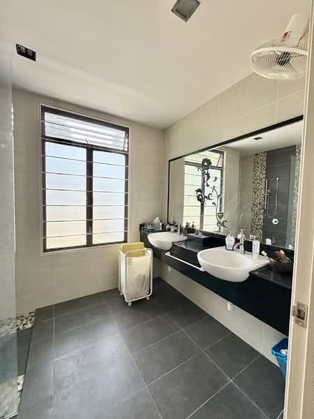 Semi-Detached House for Sale in Horizon Hills (Iskandar Puteri (Nusajaya)) - Jeff Yap - Bathroom - PropertyGuru.com.my