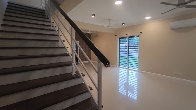 2.5-storey Terraced House for Rent in Taman Seri Minang (Cheras) - SK Han - Living Room - PropertyGuru.com.my