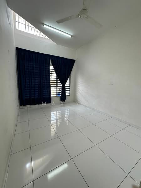 Rumah Teres 1 Tingkat untuk Dijual di Bandar Putra (Kulai) - Max Yee - Interior - PropertyGuru.com.my