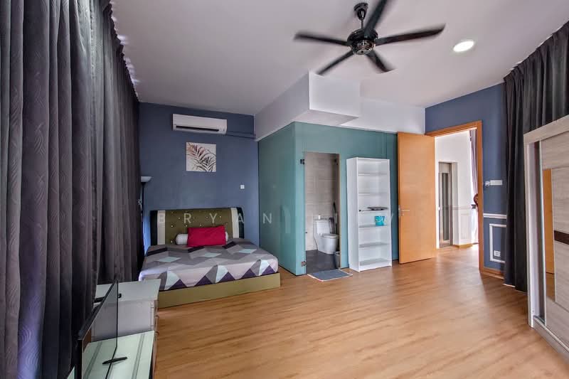 3.5-storey Terraced House for Rent in Damansara Perdana (Selangor) - Bryan Liew - Bedroom - PropertyGuru.com.my