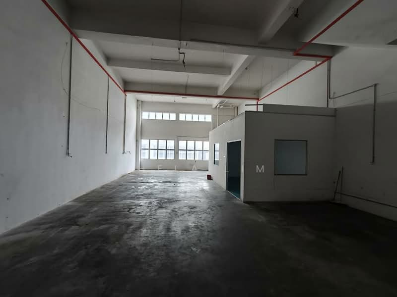 Factory for Rent in Taman Desa Cemerlang (Ulu Tiram) - Shela Lim - Interior - PropertyGuru.com.my