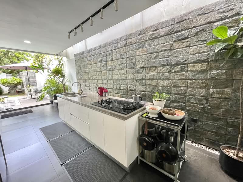 Semi-Detached House for Sale in Sri Hartamas (Kuala Lumpur) - Luqman Ramli - Kitchen - PropertyGuru.com.my