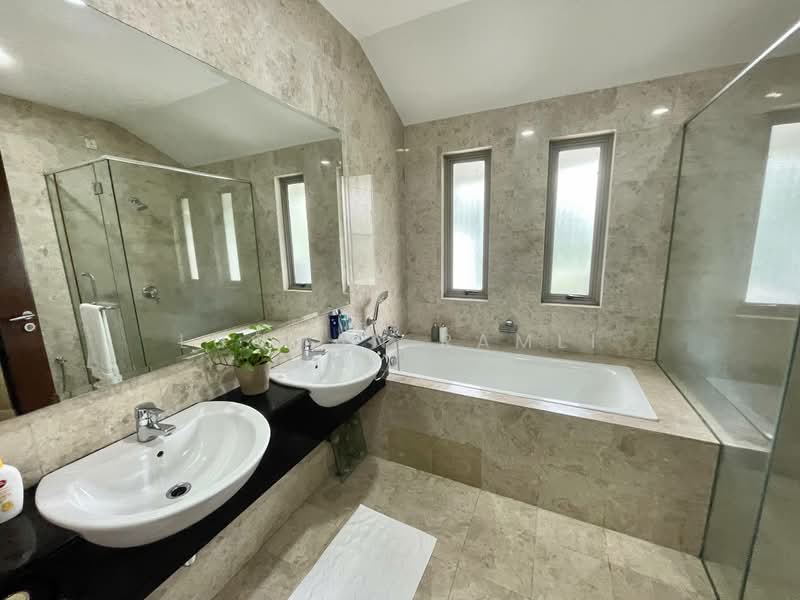 Semi-Detached House for Sale in Sri Hartamas (Kuala Lumpur) - Luqman Ramli - Bathroom - PropertyGuru.com.my