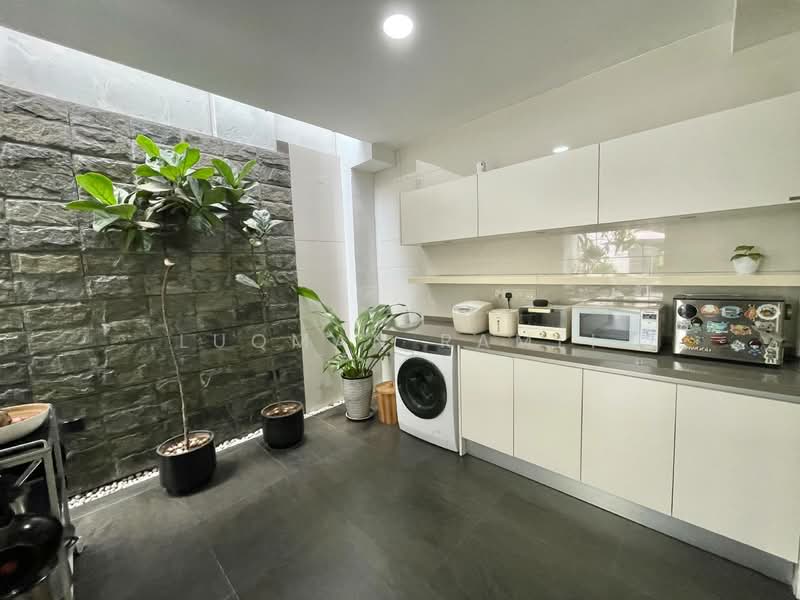 Semi-Detached House for Sale in Sri Hartamas (Kuala Lumpur) - Luqman Ramli - Kitchen - PropertyGuru.com.my