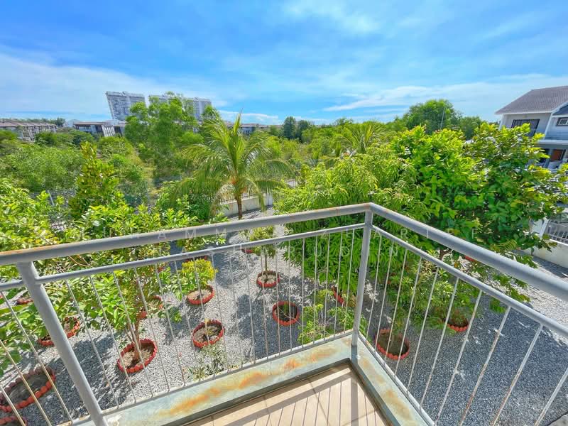 2-storey Terraced House for Sale in Cyberjaya (Selangor) - Muhammad Zhariff Nasharudin - Balcony - PropertyGuru.com.my