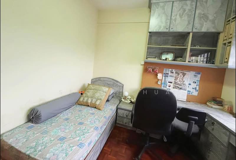 Pangsapuri untuk Dijual di Daya View - Serene Chua - Bedroom - PropertyGuru.com.my